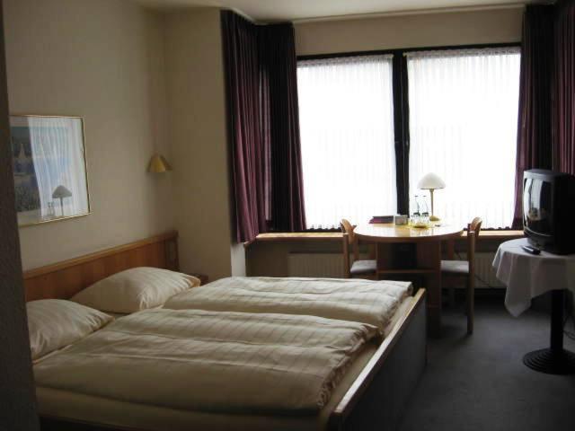 Hotel Pfaelzer Hof, Zum Schokoladengiesser Rodalben Habitación foto